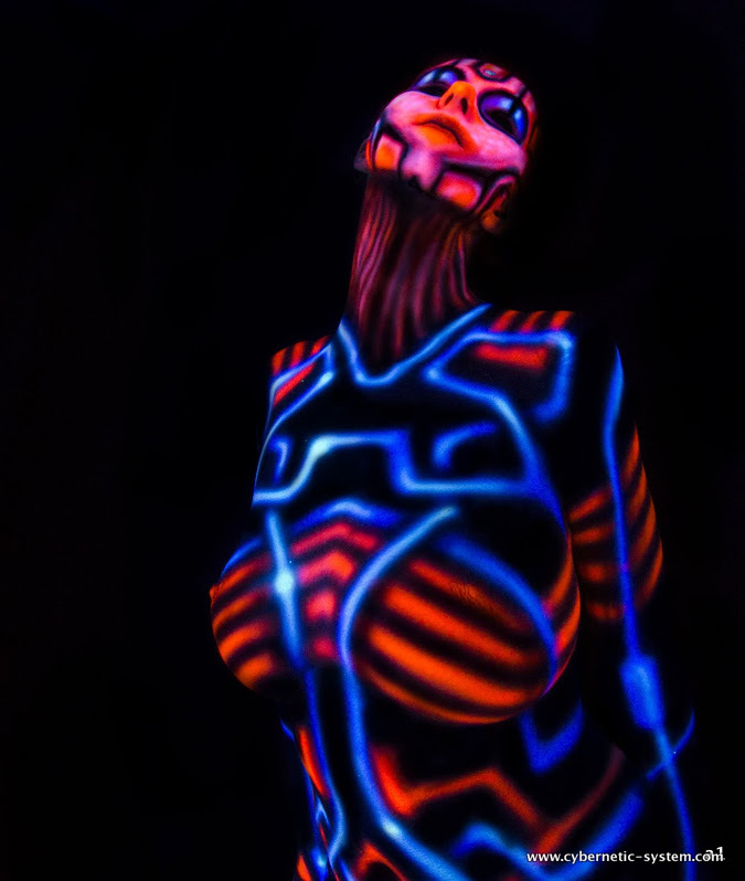 UV_Bodypainting_by_Alienjedna_no11_012